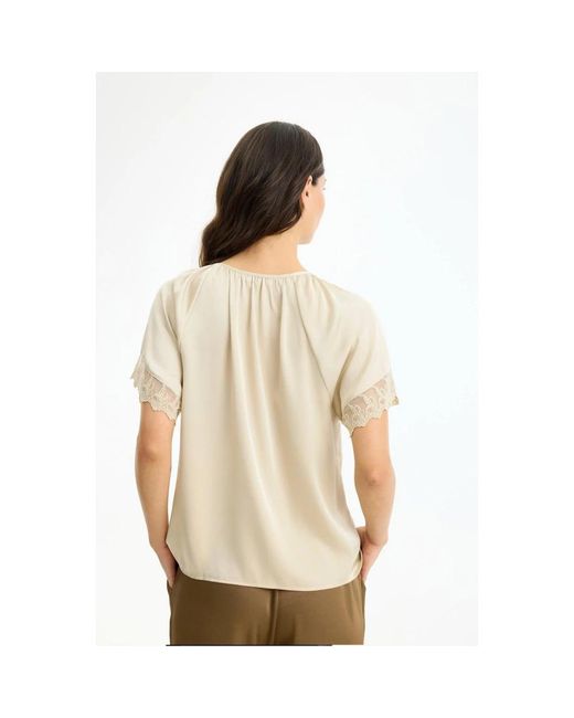 iN FRONT Blouses &Amp; Hemden in het Natural