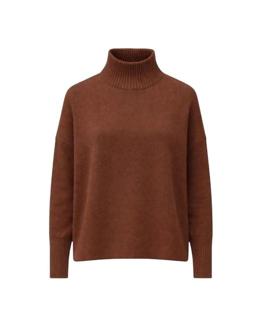 2-Biz Brown Turtlenecks