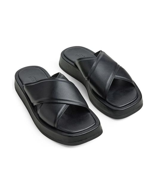 Tamaris Black Sliders