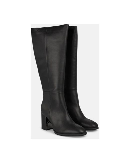Alma En Pena. Black Heeled Boots