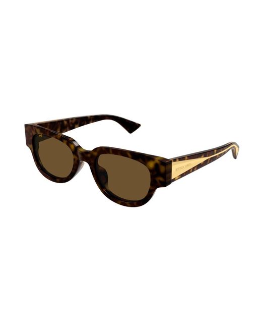 Nuovi classici occhiali da sole tri-fold di Bottega Veneta in Brown