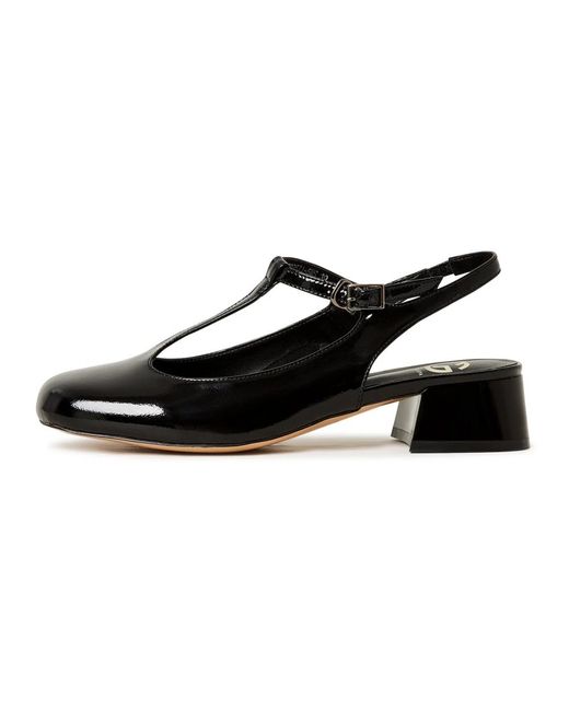 Pumps di CESARE GASPARI in Black