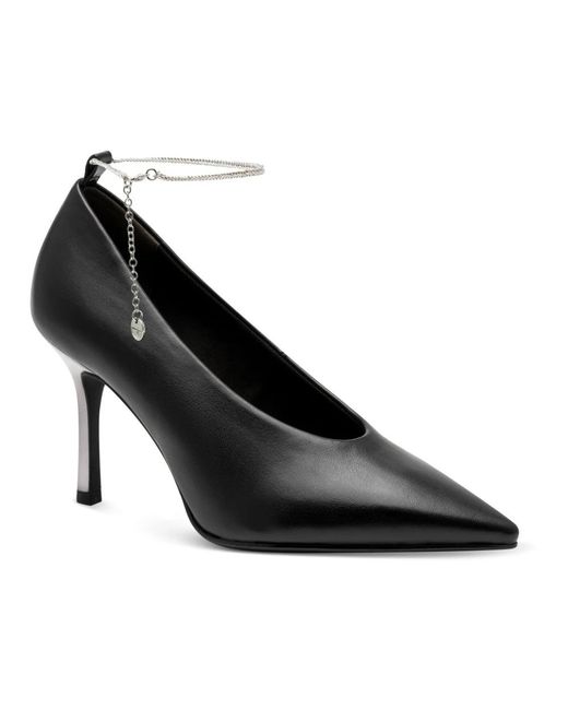 Tamaris Black Pumps