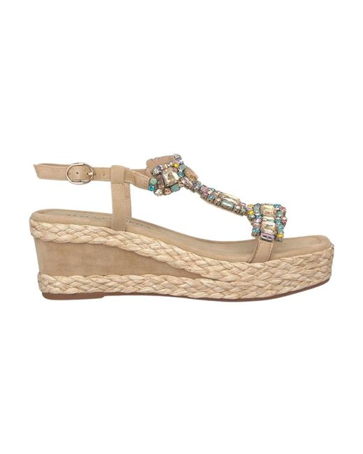Wedges di Alma En Pena. in Metallic