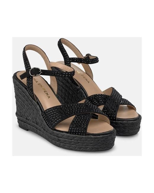 Wedges Alma En Pena. de color Black