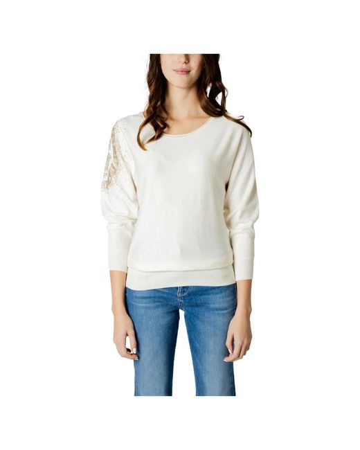 Guess White Round-Neck Knitwear