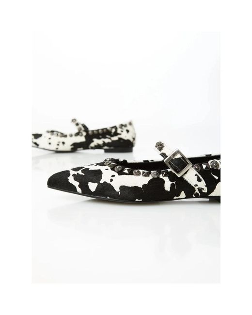 Ovyè White Ballerinas