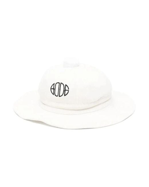 Bode Hats in het White