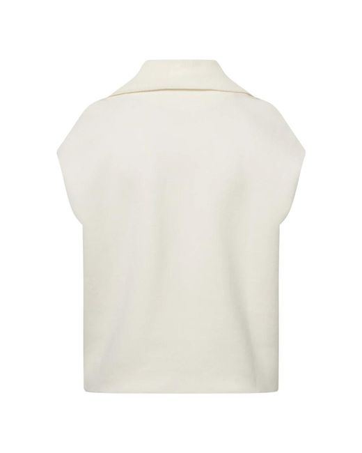Windsor. Turtlenecks in het White