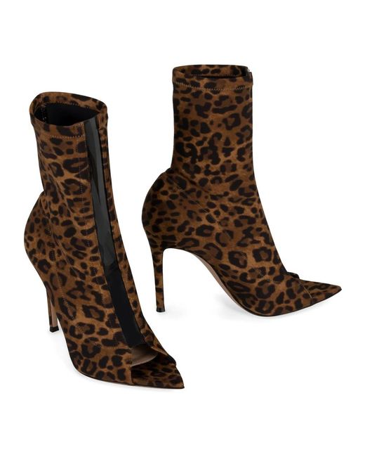 Heeled Boots di Gianvito Rossi in Brown