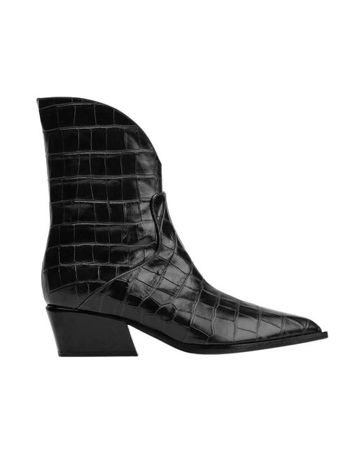 Poeve Black Cowboy Boots