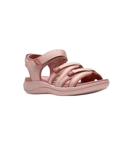 Flat Sandals di Clarks in Pink