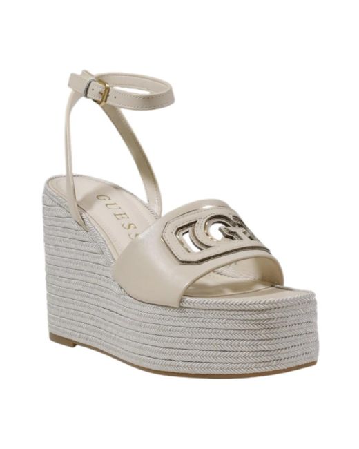 Wedges di Guess in Gray