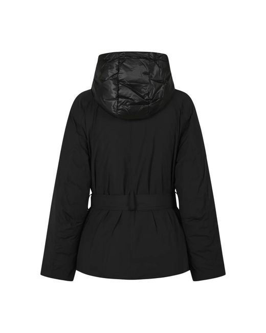 Belted Coats Moose Knuckles de color Black