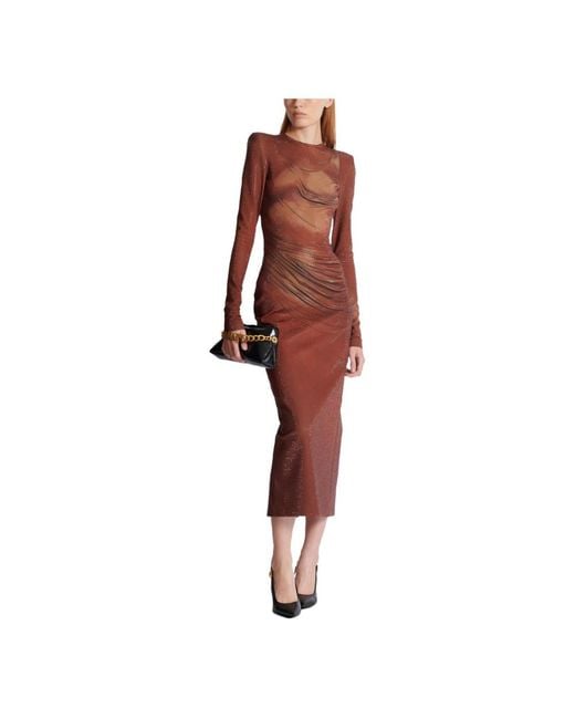 Gowns Balmain de color Red