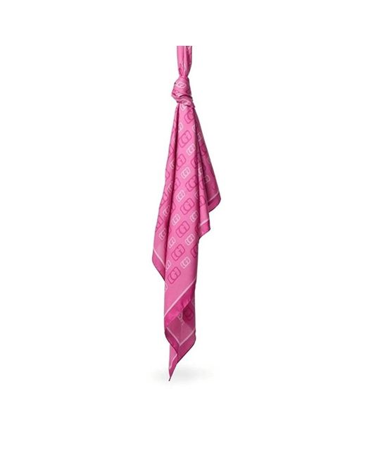 Scarves di Guess in Pink