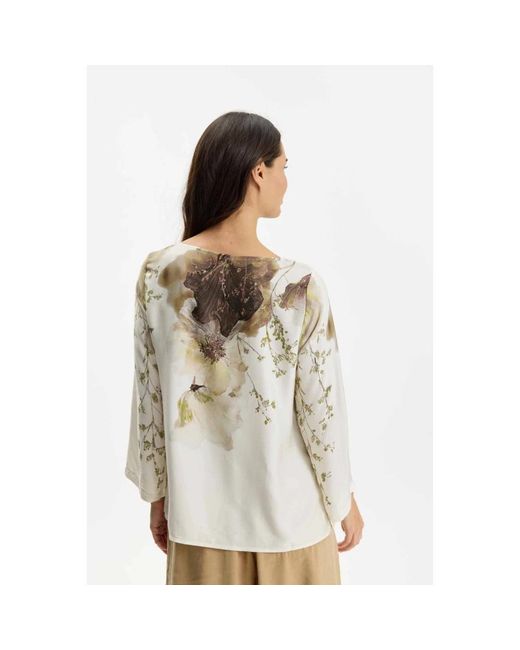 iN FRONT Blouses in het White