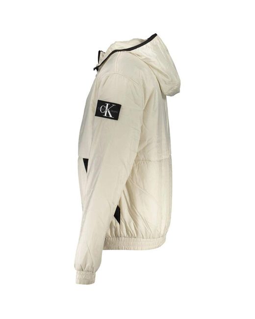 Calvin Klein Outdoorjacke Beige jacke mit Kapuze aus recyceltem Polyester in Natural für Herren