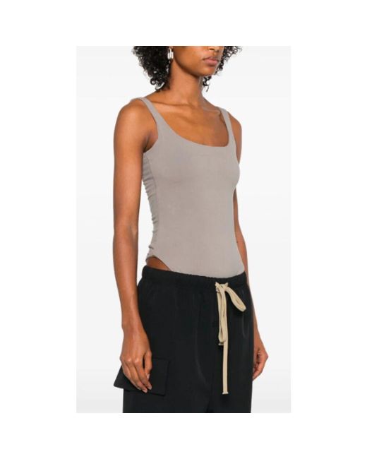 Body di Entire studios in Brown