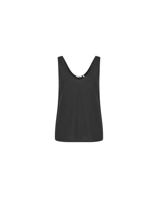 B.Young Topjes in het Black