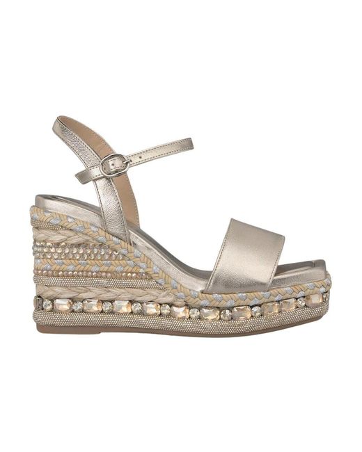 Alma En Pena. Yellow Rhinestone keilabsatz sandale