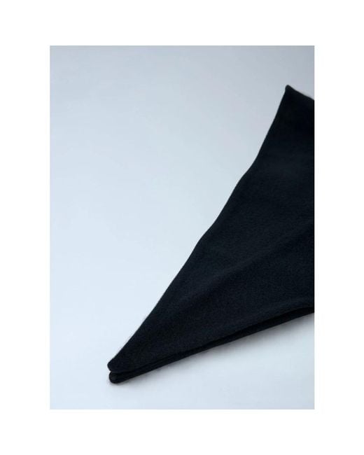 Rier Black Scarves