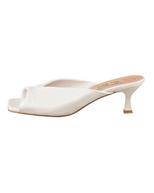 CESARE GASPARI White Twist Luxe Heels