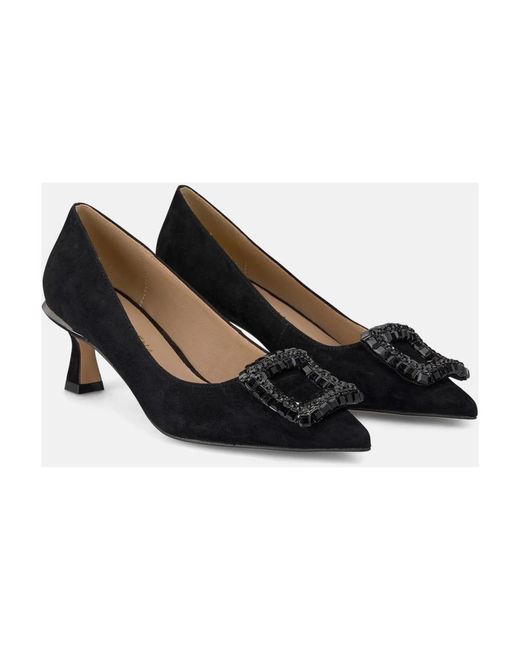 Alma En Pena. Black Pumps