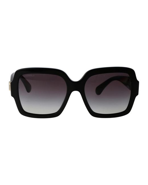 Chanel Black Stylische sonnenbrille mit modell 0ch5479