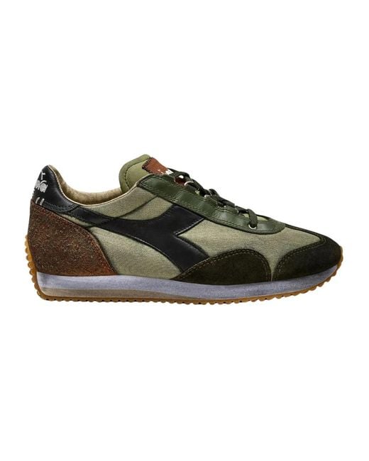 Vintage style sneaker stone washed di Diadora in Green da Uomo