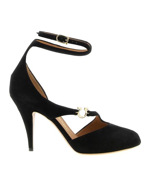 Ferragamo Black Pumps