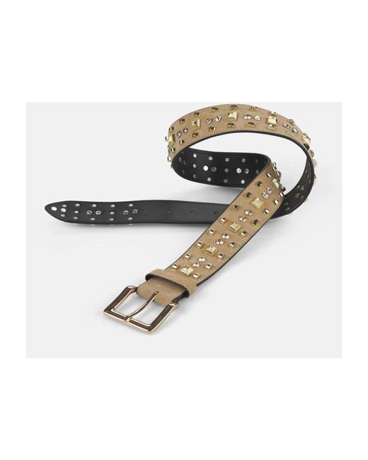 Alma En Pena. Belts in het Brown