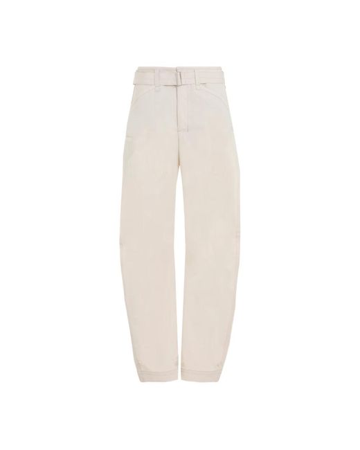 Pantaloni in cotone sbiancato con cintura di Lemaire in White