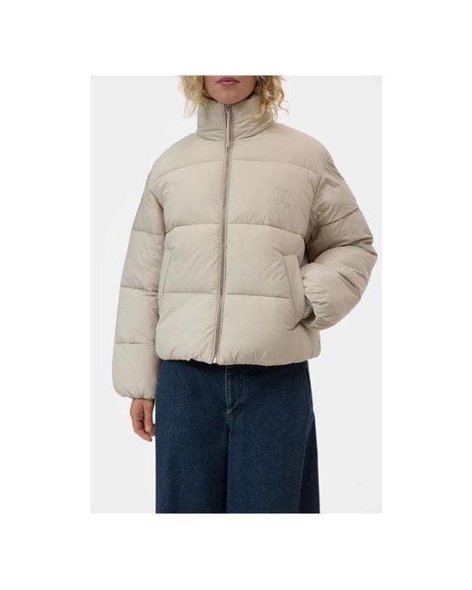 Winter Jackets Closed en coloris Natural