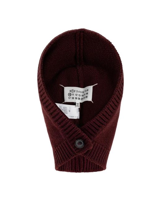 Hats di Maison Margiela in Red