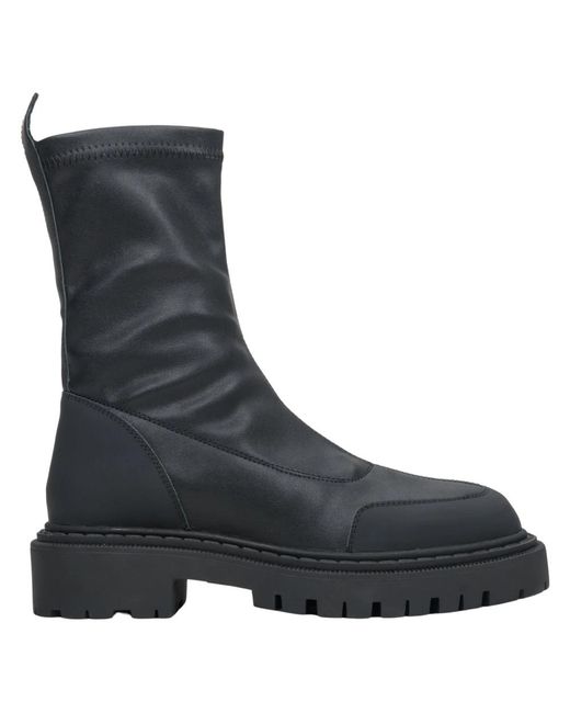 ESTRO Black High Boots