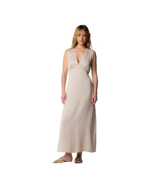 Kocca Elegante, Lange Jurk Met V-Hals in het Natural