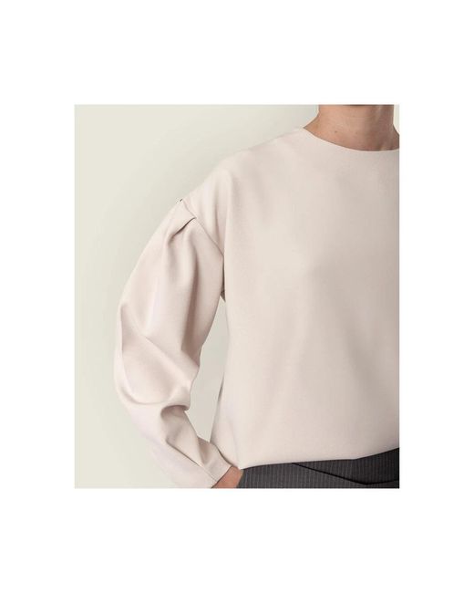 Chie Mihara Overhemden ,Oversized Blouse Met Ballonmouwen in het Natural