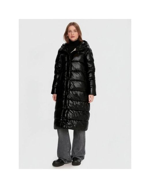 Down Coats Blauer de color Black