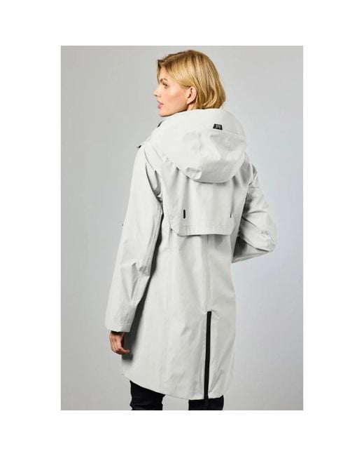 Junge Black Parkas
