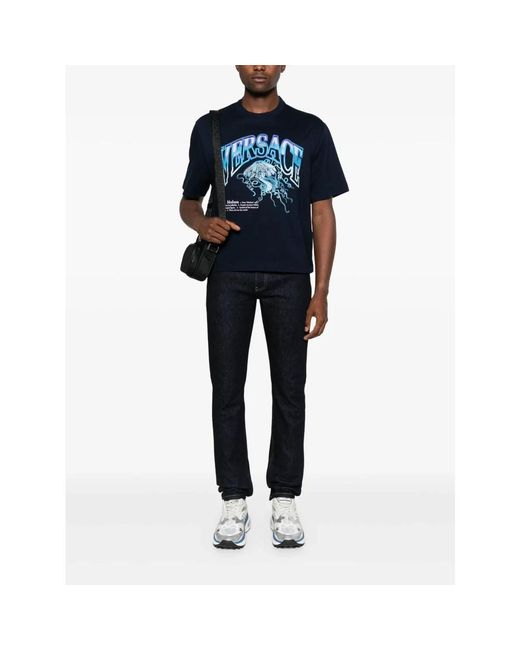 Versace Blaue Varsity Print T-Shirts Und Polos in Blue für Herren