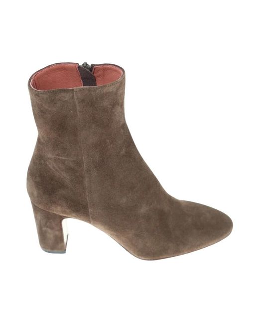 LORENA PAGGI Brown Heeled Boots