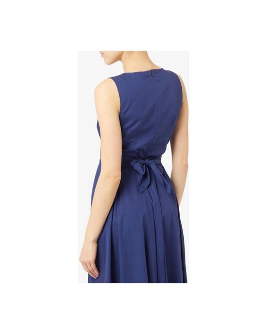 Marella Blue Blaues midi-kleid mit v-ausschnitt
