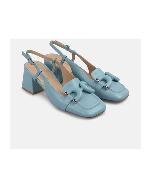 Alma En Pena. Blue Absatzschuhdetail