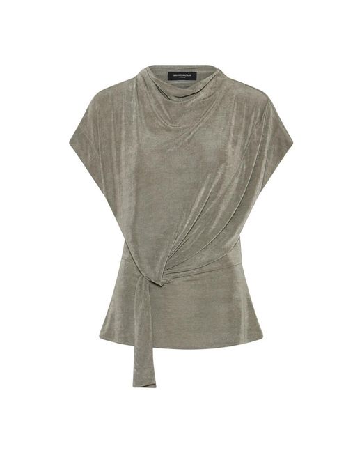 Blouses di Bruuns Bazaar in Gray