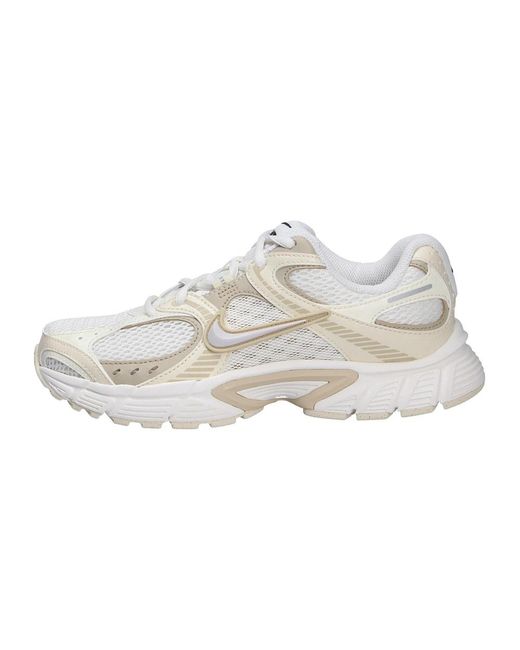 Nike White V5 Rnr