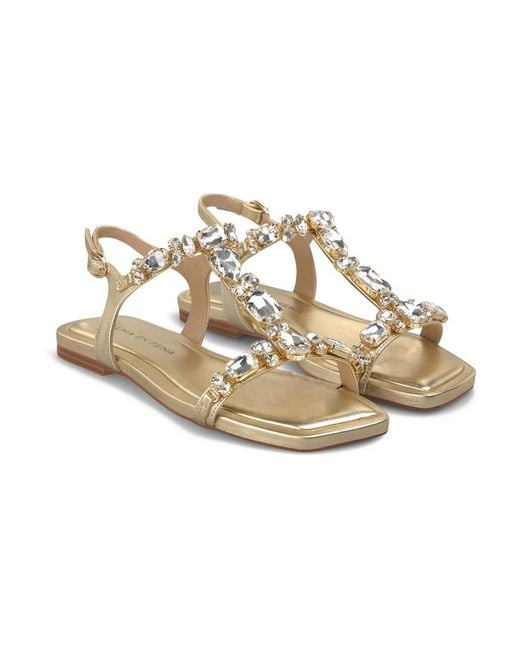 Alma En Pena. Metallic Flat Sandals