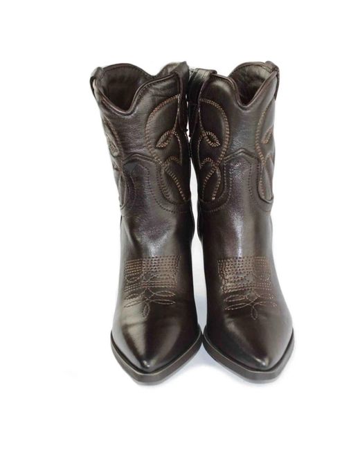 Zoe Gray Cowboy & Biker Boots
