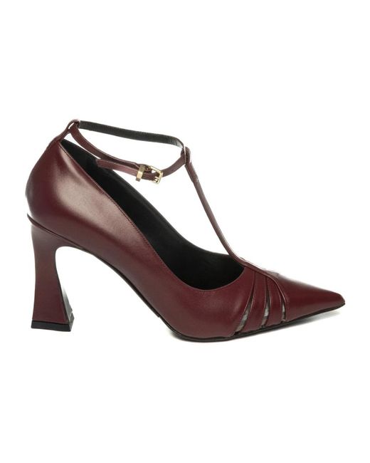 Albano Brown Pumps