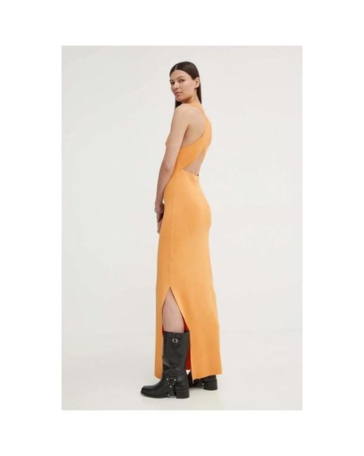 Maxi Dresses Gestuz de color Metallic
